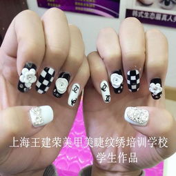 上海美甲学校光疗甲彩绘排笔光疗微雕花浦东美甲培训学校